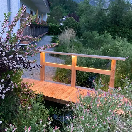 Seehotel Am Hallstaettersee 2*