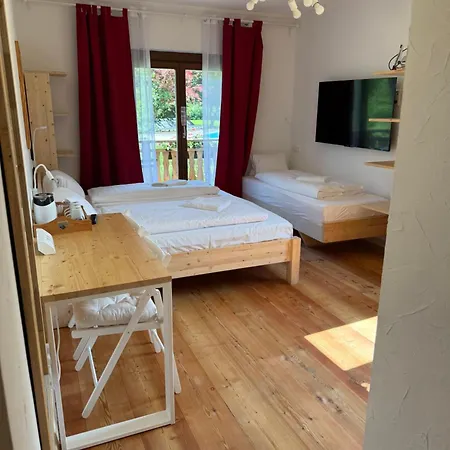 Seehotel Am Hallstaettersee אוברטראון