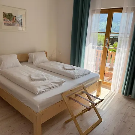 Seehotel Am Hallstaettersee Szálloda 2*