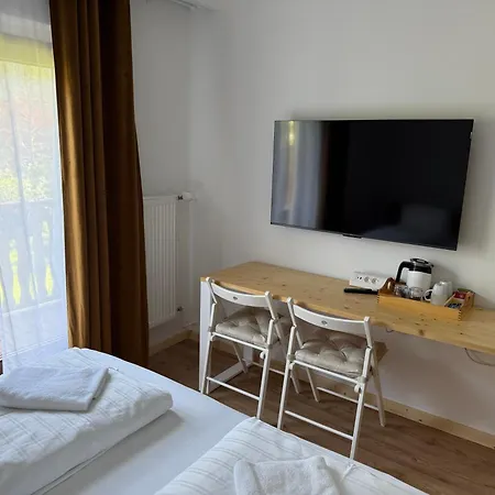 Seehotel Am Hallstaettersee אוברטראון