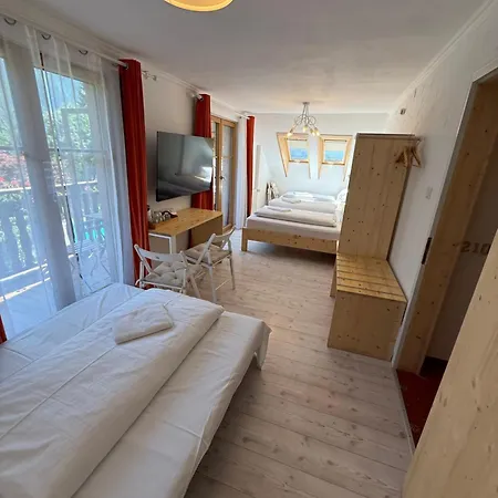 Seehotel Am Hallstaettersee Hotel