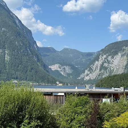 Hotel Seehotel Am Hallstaettersee 2*
