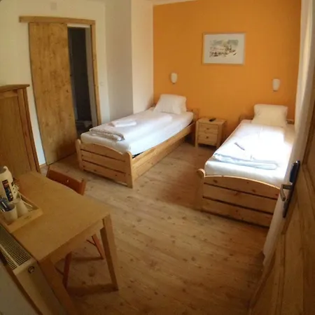 Seehotel Am Hallstaettersee מלון 2*