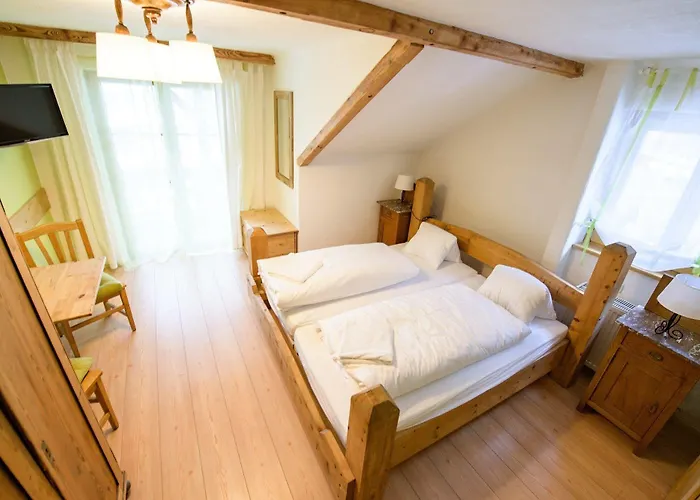 Hotel Seehotel Am Hallstättersee 2*