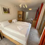 Seehotel Am Hallstaettersee Szálloda 2*