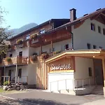 Seehotel Am Hallstaettersee Szálloda 2*