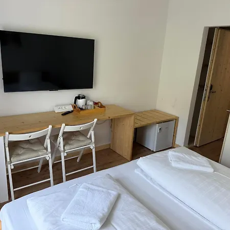 Seehotel Am Hallstättersee 2*