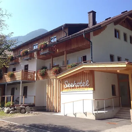 Seehotel Am Hallstaettersee מלון 2*